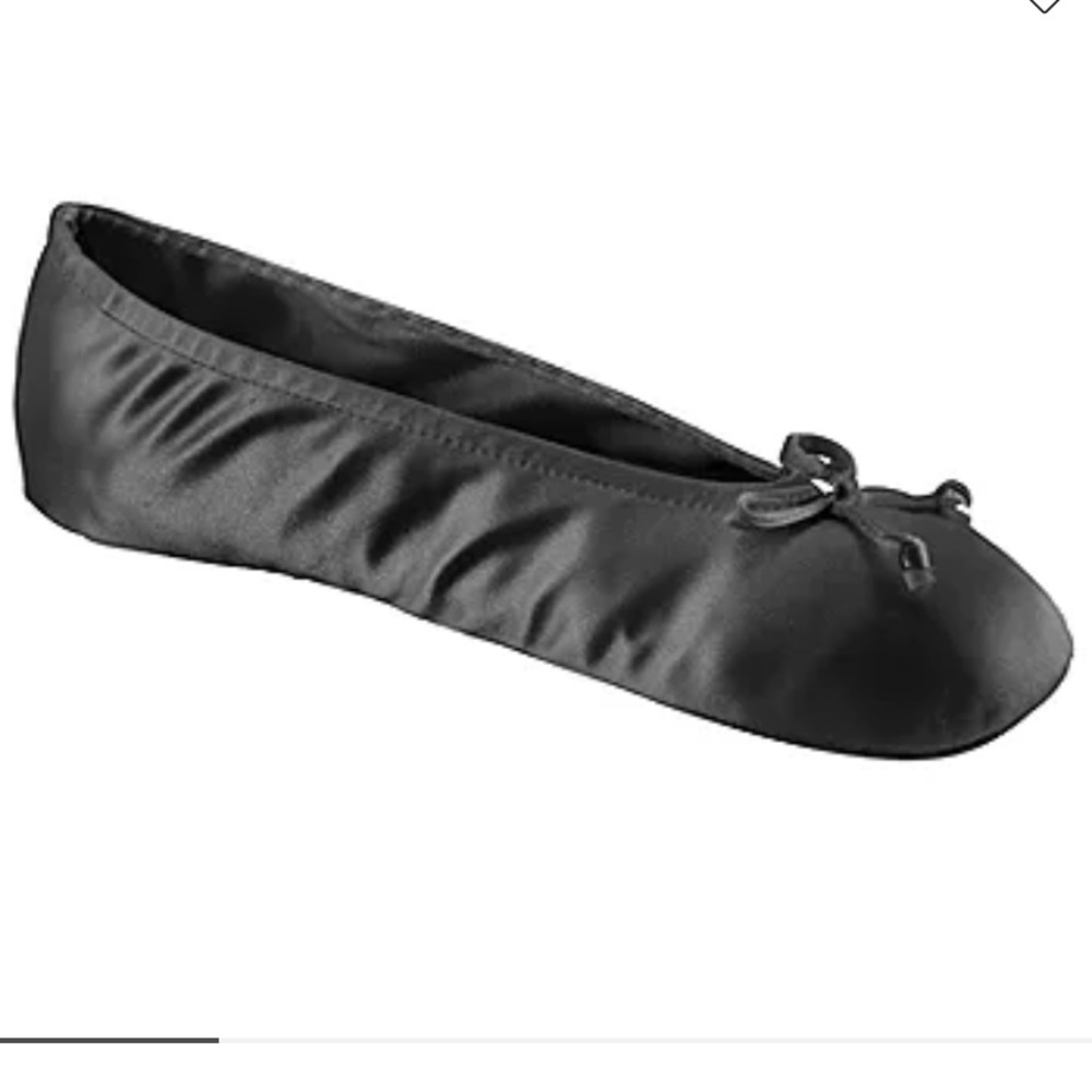 *NIB* Isotoner Women's Classic Satin Ballerina Slipper-Black